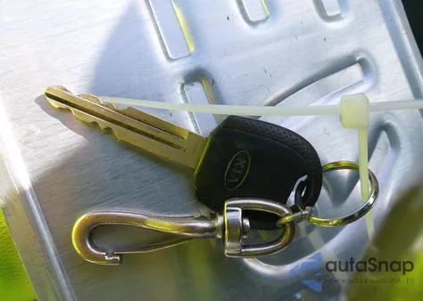 2005 Kia Sorento Ex/Lx из США, поврежденный, VIN KNDJD733855382845